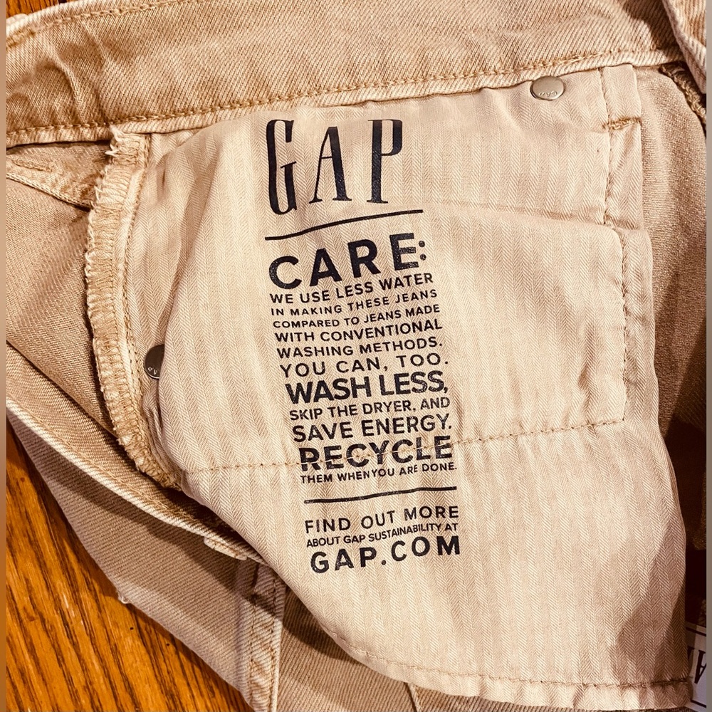 EUC GAP 90’s loose midrise khaki jeans, size 6P - Picture 5 of 7